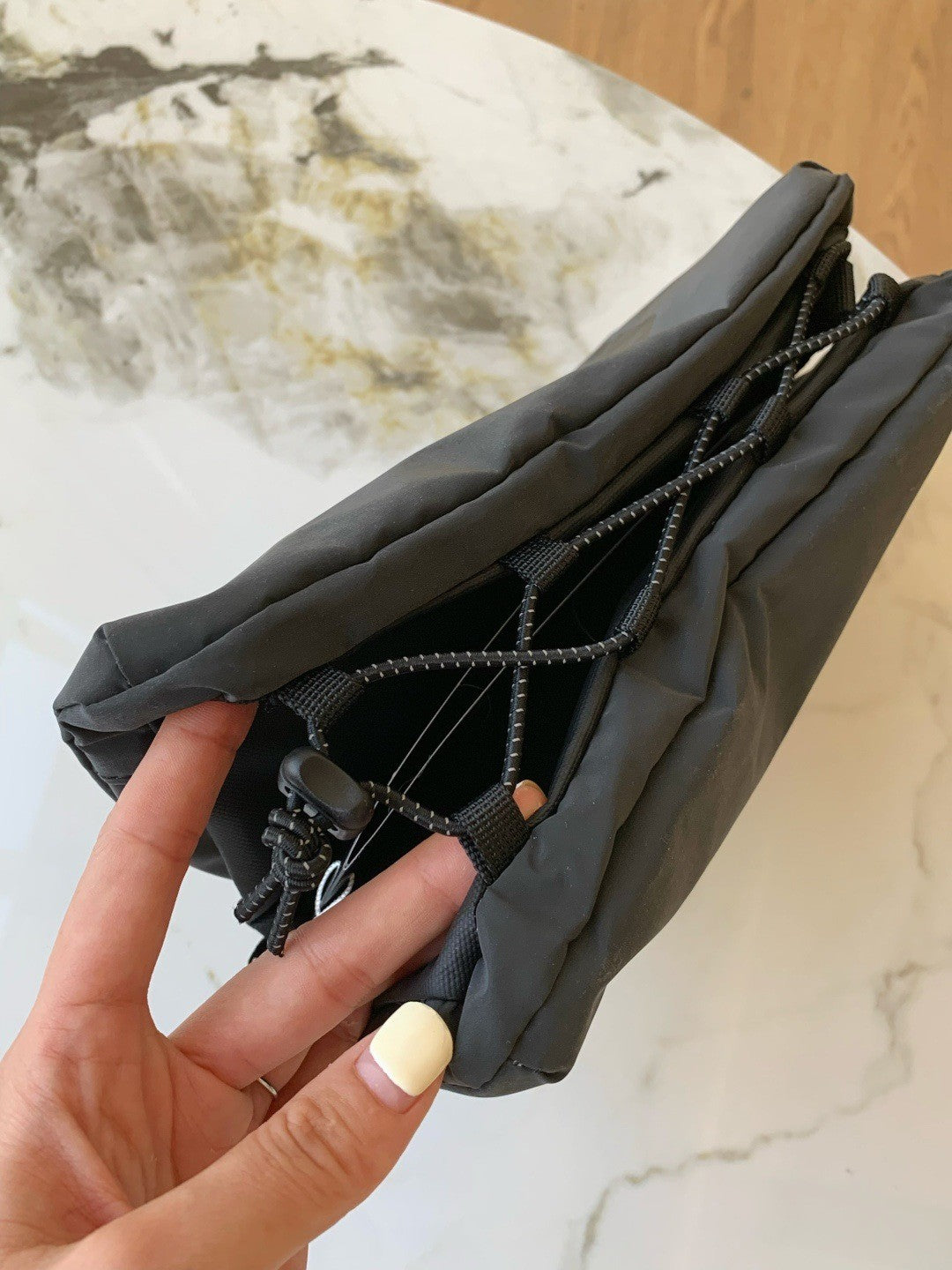 NEW Topologie Bottle Sacoche Black Sling Bag +Rope Strap