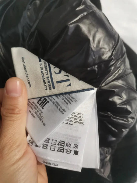 Pre-owned Moncler Women's Knitted Paneled Down Coat Size 2