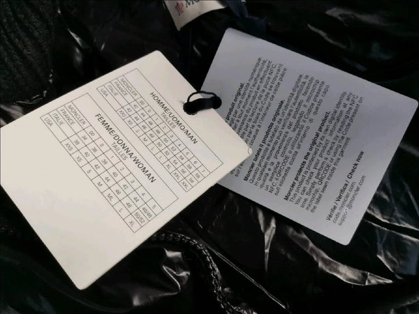 Pre-owned Moncler Women's Knitted Paneled Down Coat Size 2